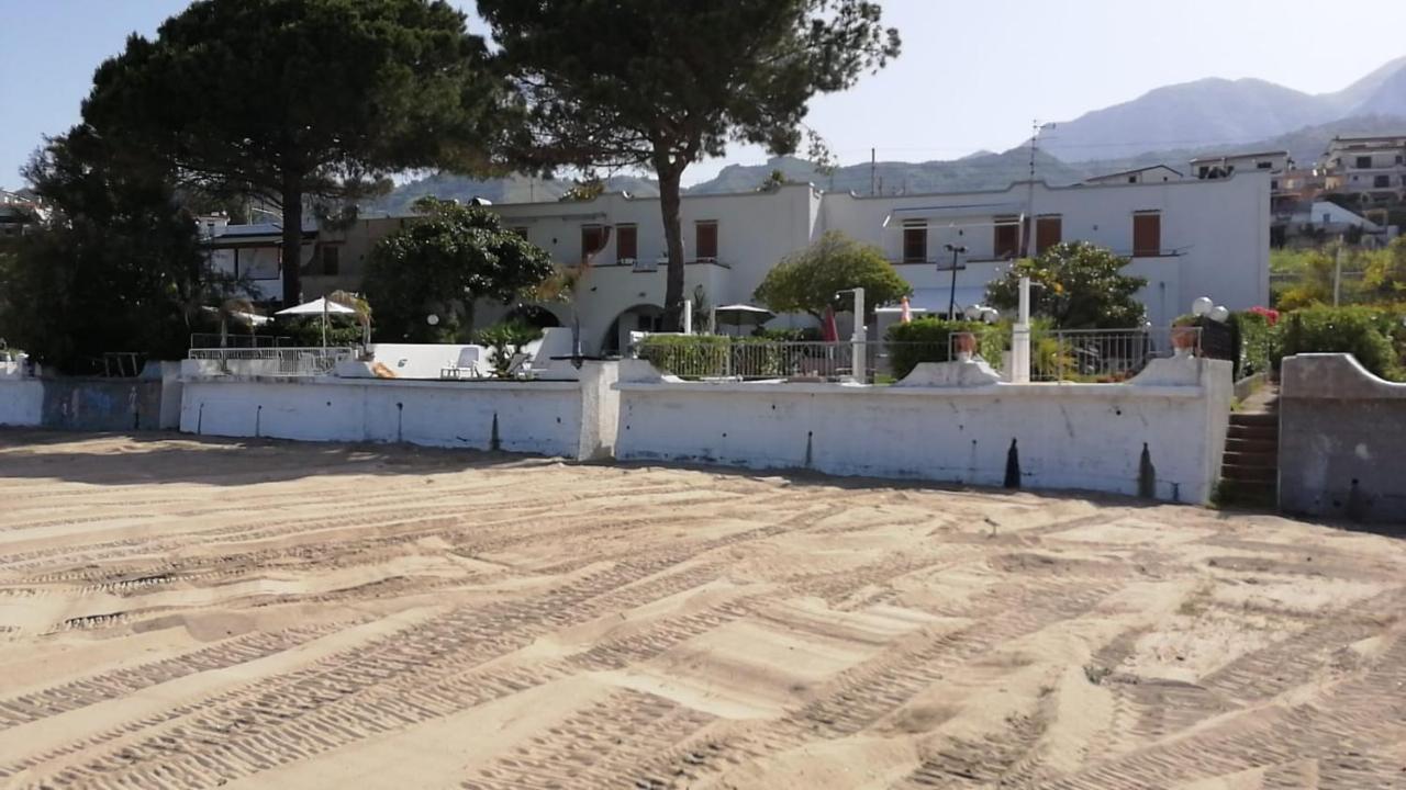 Villa A Diamante Sulla Spiaggia Belvedere Marittimo Εξωτερικό φωτογραφία