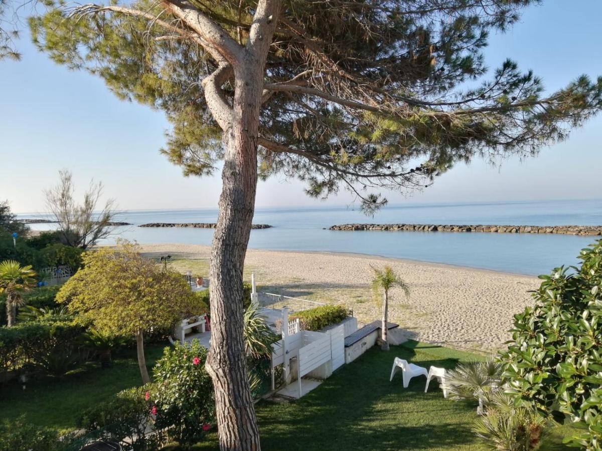 Villa A Diamante Sulla Spiaggia Belvedere Marittimo Εξωτερικό φωτογραφία
